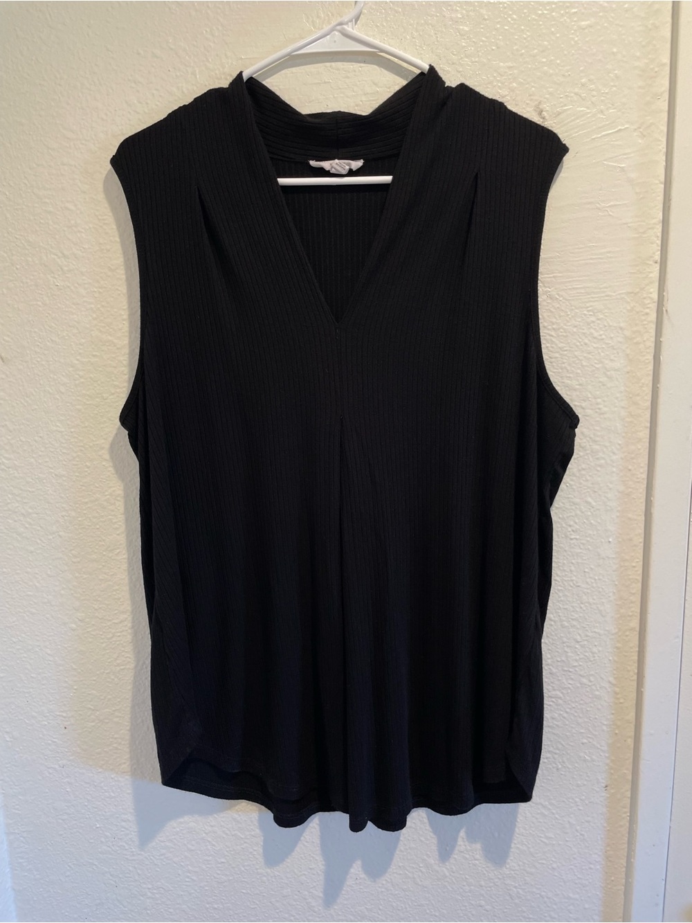 🖤 Rio & Rian NY Black Ribbed Pleated V-Neck Tank Top Plus 1X
